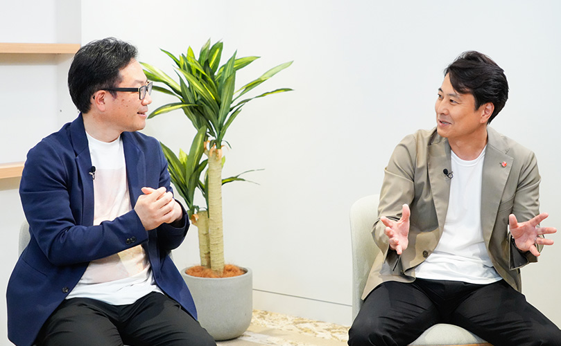 トラスコ中山株式会社 数見 篤氏と、富士通株式会社 馬場 俊介